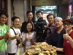 2012新加坡電視台美食節目-專訪嘉義美食-林聰明沙鍋魚頭_圖